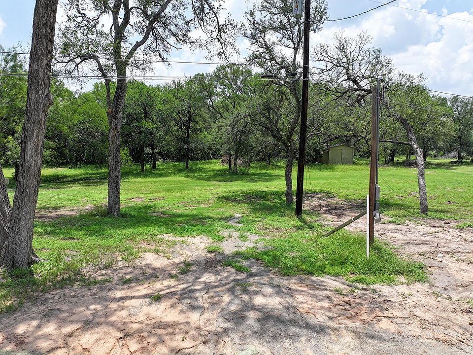 2nd image of 1413 Bluebonnet