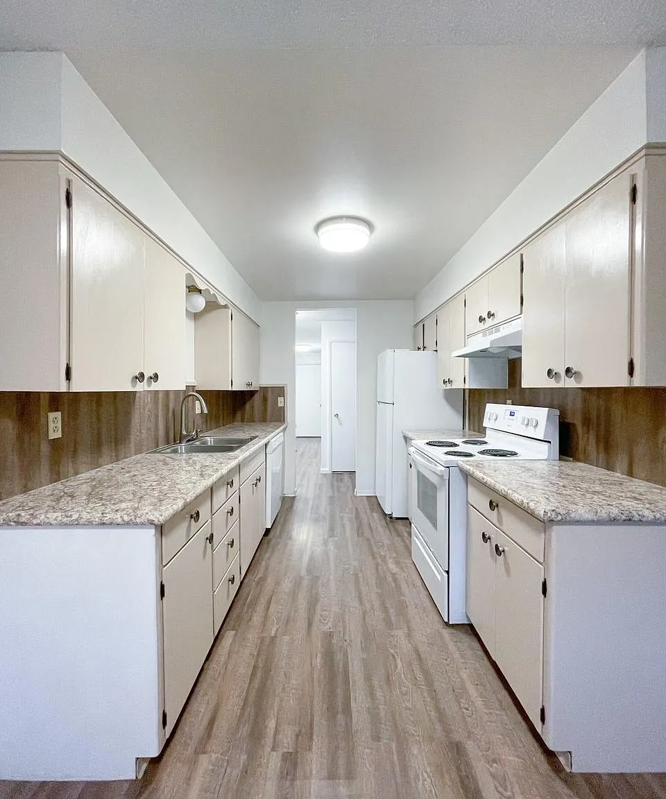 113 E Golgotha St — Photo 1