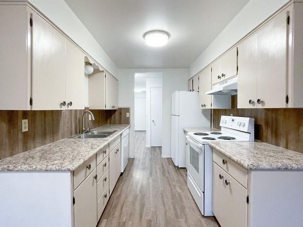 113 E Golgotha St #302
