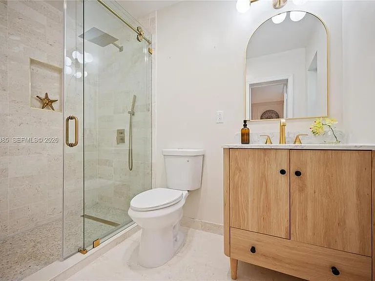 4220 SW 14th St — Photo 21