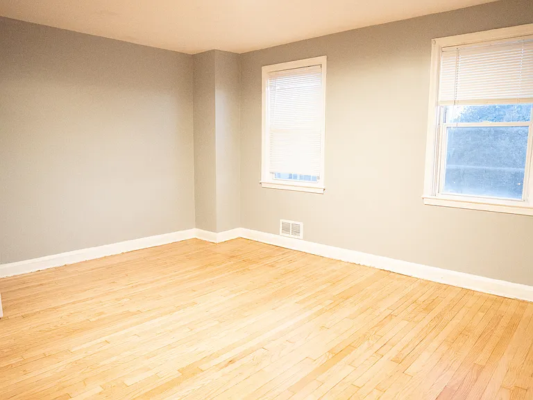 4125 Ardley Ave — Photo 5