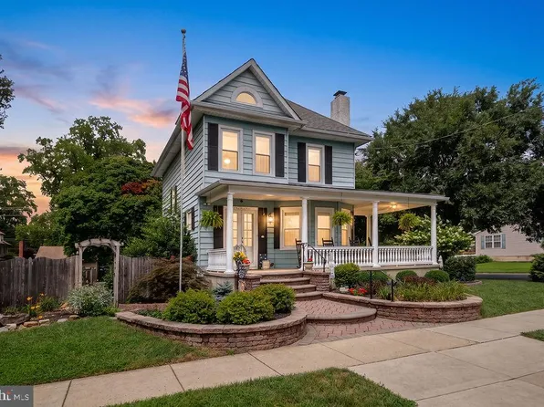 403 W Monroe Ave, Magnolia, NJ 08049