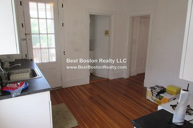 1 bed, 1.0 bath, $2,700 — Photo 2