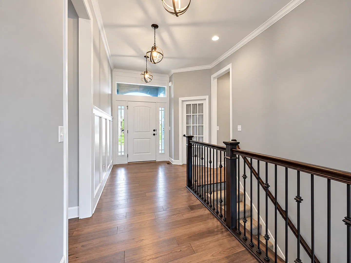 Stunning South Overland Park Home near Bluehawk! 4 Bedroom, 3 Bathroom Overland Park Home with Tr... — Photo 2