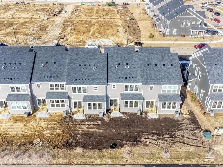 Horseshoe Cir — Photo 24