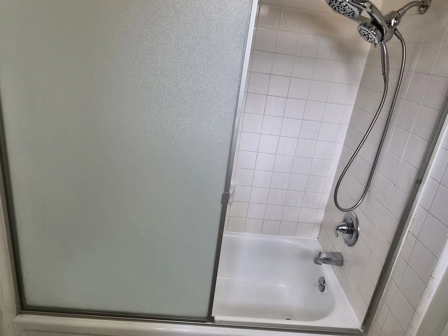 2 bed, 1.5 bath, 1100 sqft, $2,900 — Photo 3
