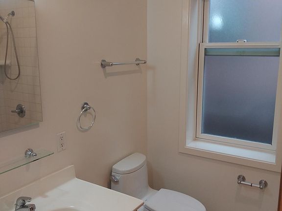 4th image of 1218 Stockton St