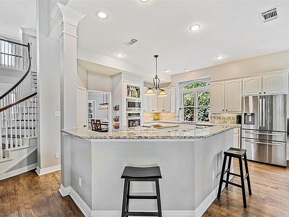 4th image of 3204 Shadow Wood Cir
