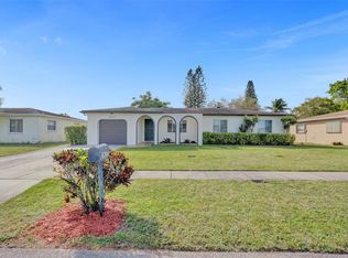 22351 Boulder St, Boca Raton, FL 33428