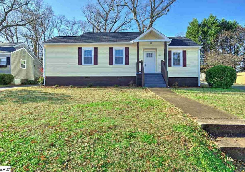 1st image of 111 Hawthorne Ln