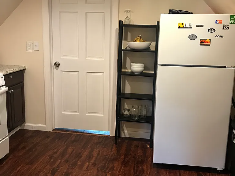 304 S Pacific Ave #3A — Photo 15