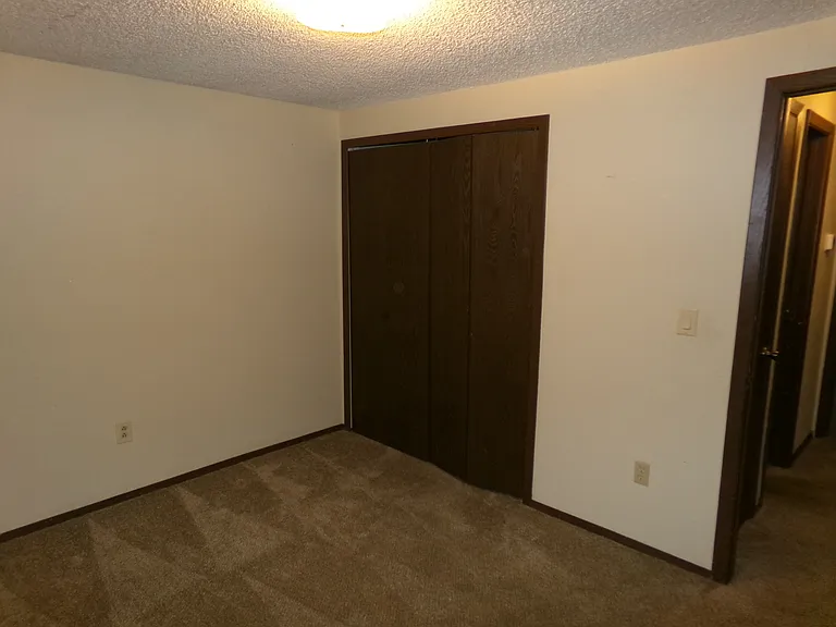 928 Silver Leaf Pl — Photo 18