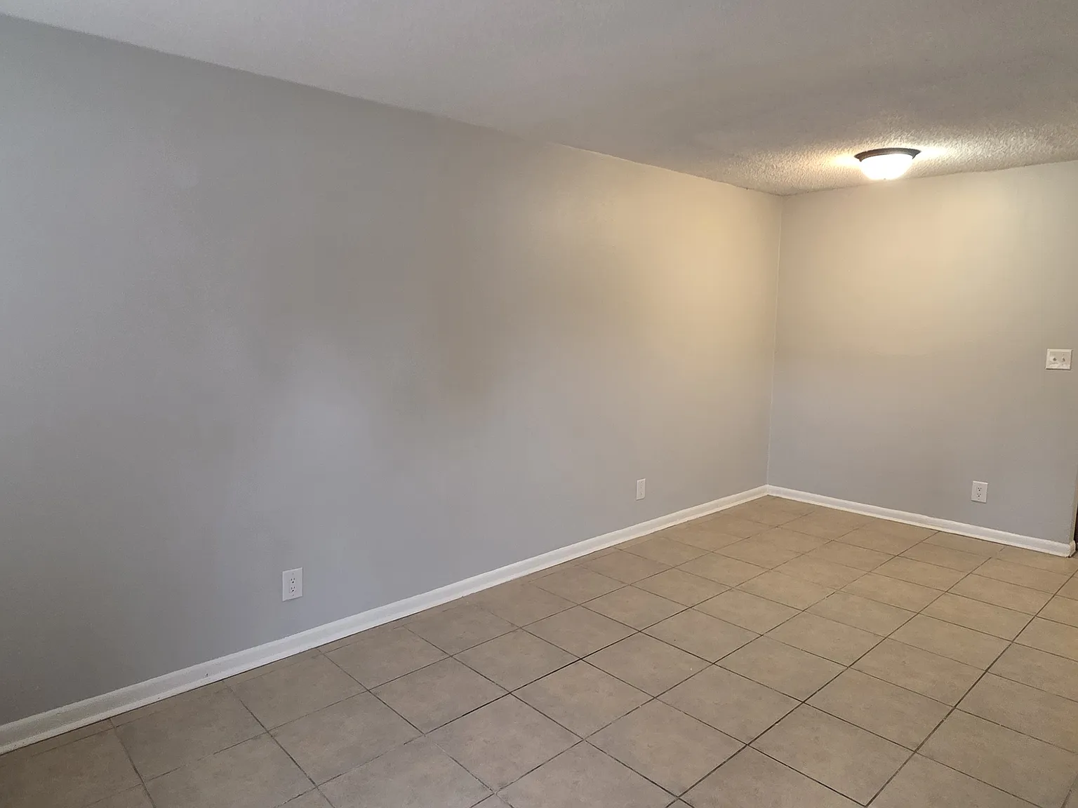 2 bed, 684 sqft, $1,125 — Photo 3