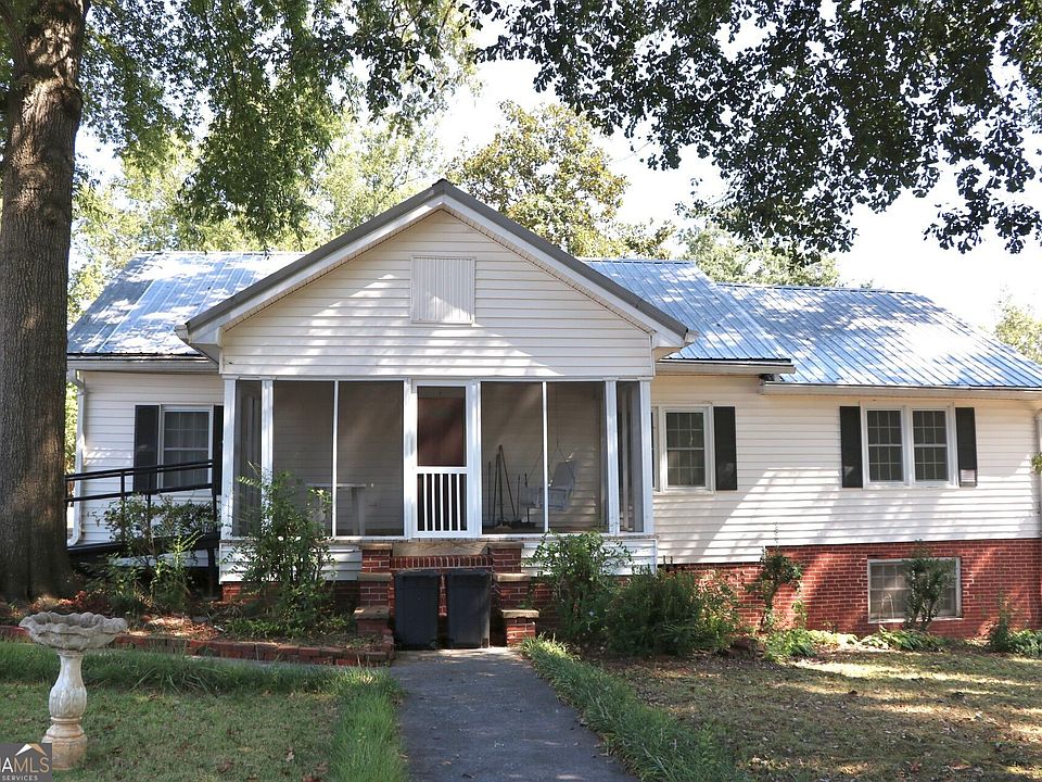 1st image of 40 Church St