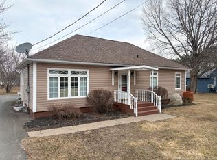 180 Houlton St, Woodstock, NB E7M 1Z1