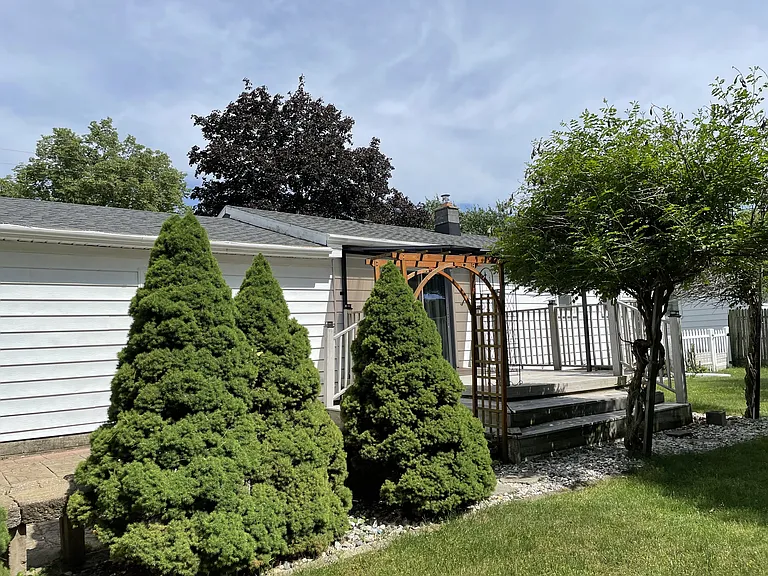5141 Primrose Ave SE — Photo 4