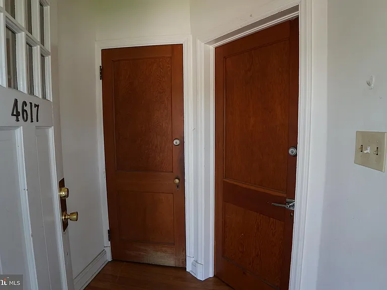 4617 Wilkens Ave #B — Photo 10