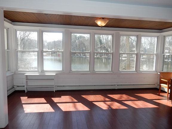 Sun-room
