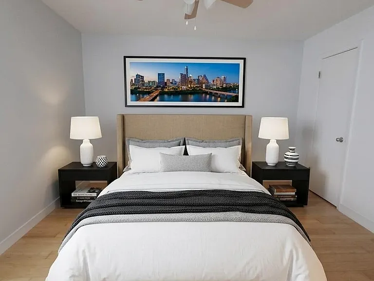 2303 E Side Dr #220 — Photo 9