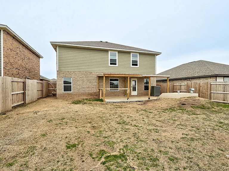 1609 Maroon Dr — Photo 44