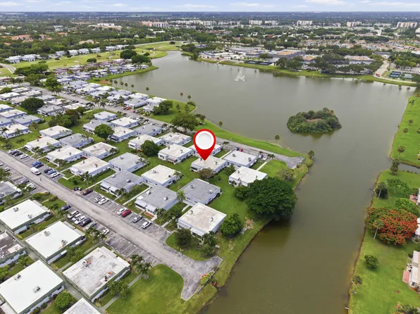 30 Waterford B Way, Delray Beach, FL 33446