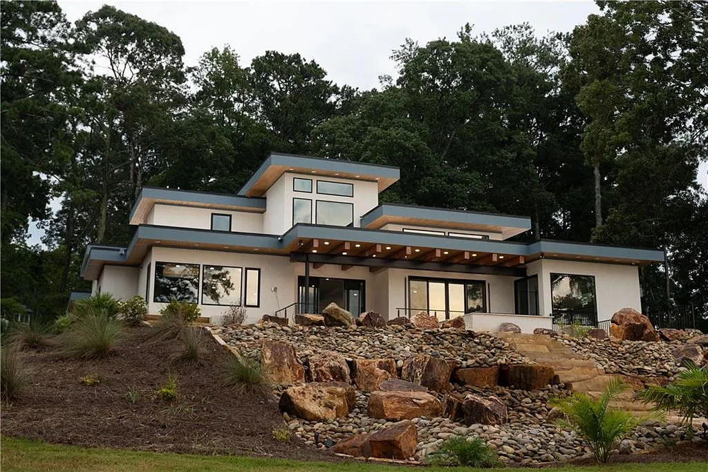 4 bed, 4.5 bath, 5200 sqft, $22,000 — Photo 3