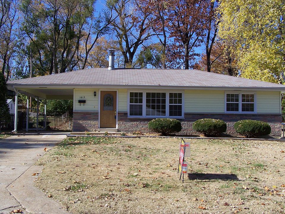 1st image of 1615 Clover Ln