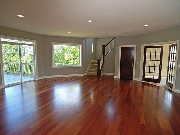 Open and spacious floor plan