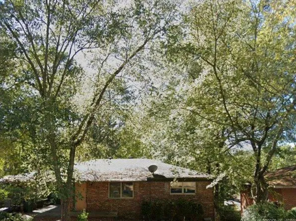 55 Belmont Dr, Little Rock, AR 72204