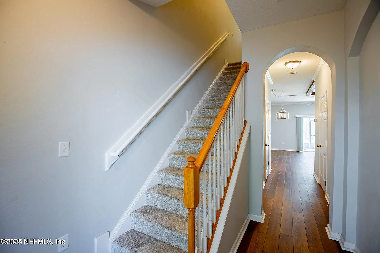 3 bed, 2.5 bath, 1440 sqft, $1,800 — Photo 2