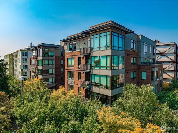 4547 8th Avenue NE #504, Seattle, WA 98105