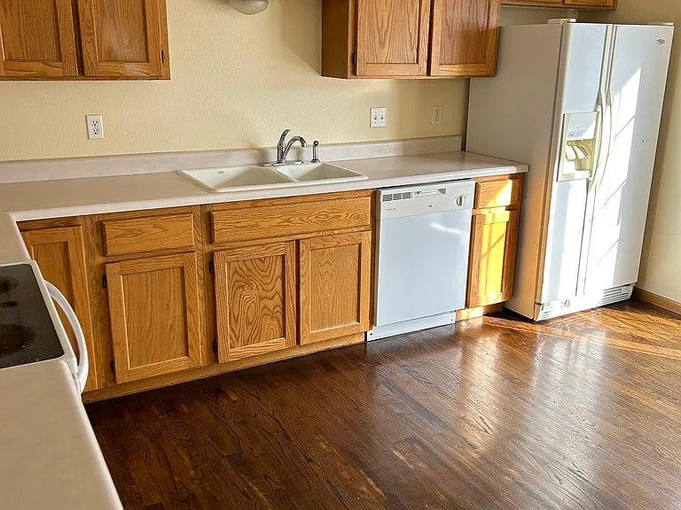 400 W McPherson St #C — Photo 6