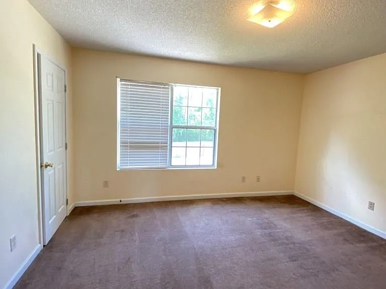 1100-8C Pineland Ave — Photo 7