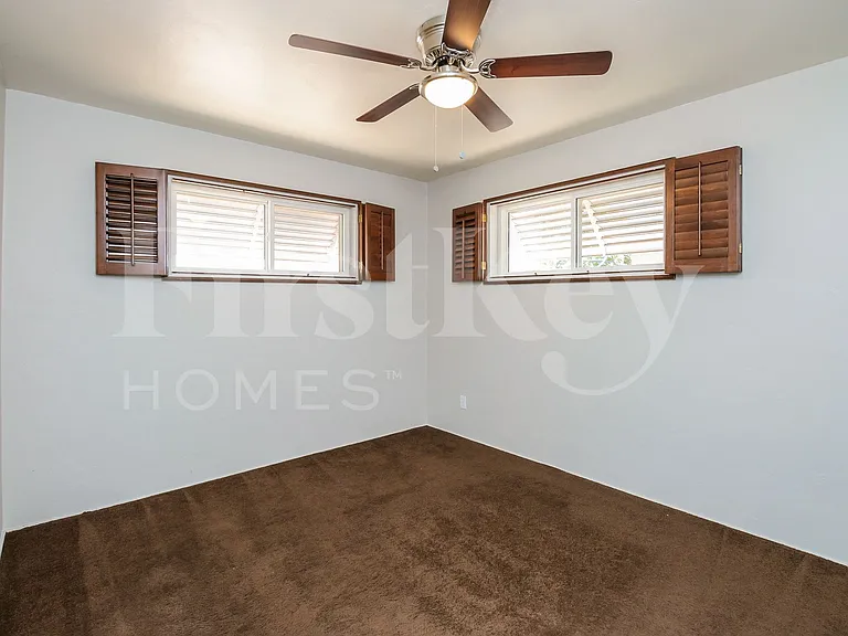 5719 N 23rd Ave — Photo 12