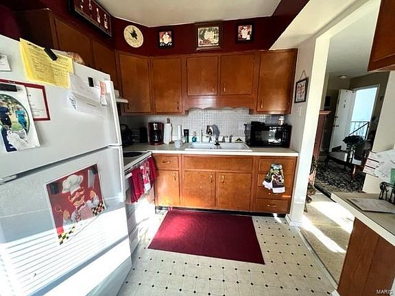 4th image of 7495 Hazelcrest Dr APT G