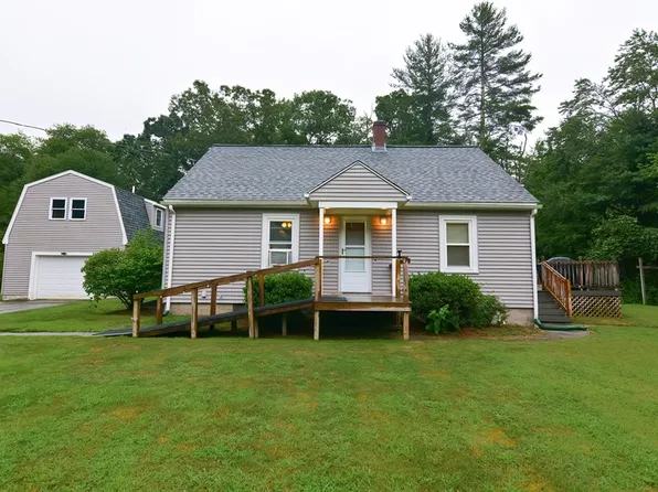 38 Cross Rd, Uxbridge, MA 01569
