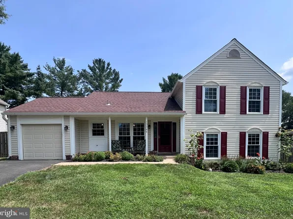 13386 Point Rider Ln, Herndon, VA 20171