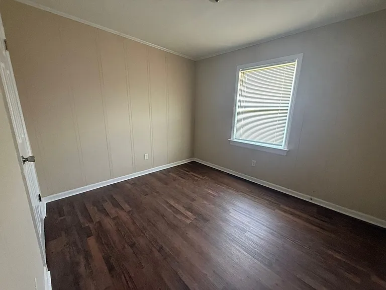 1603 Snowden Dr SE — Photo 5
