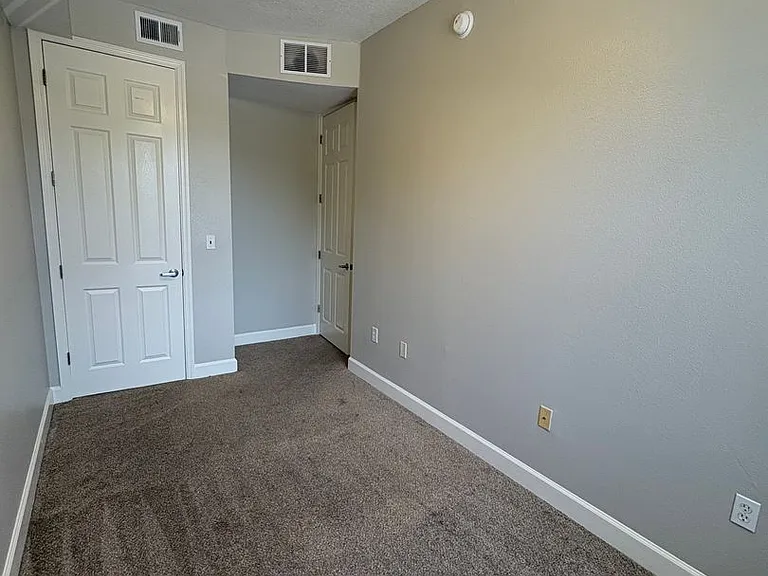 2017 Grand Oak Dr — Photo 17
