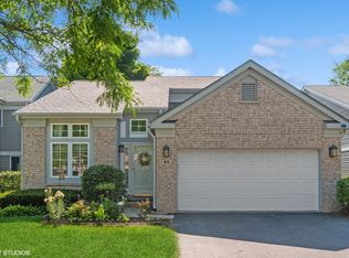 86 Manchester Dr, Buffalo Grove, IL 60089