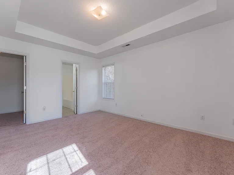 290 Stone Hill Dr — Photo 7