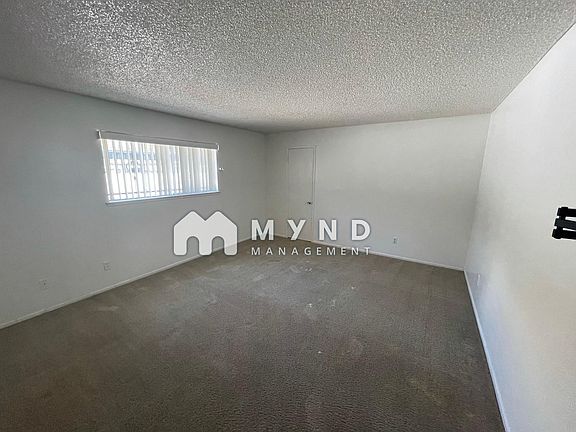 5th image of 550 Elm Dr APT 204