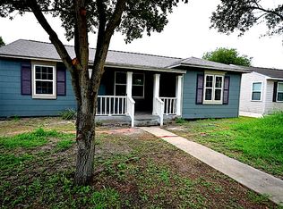 3243 Topeka St, Corpus Christi, TX 78404