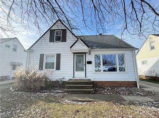 1722 Ridgeview Dr, Wickliffe, OH 44092