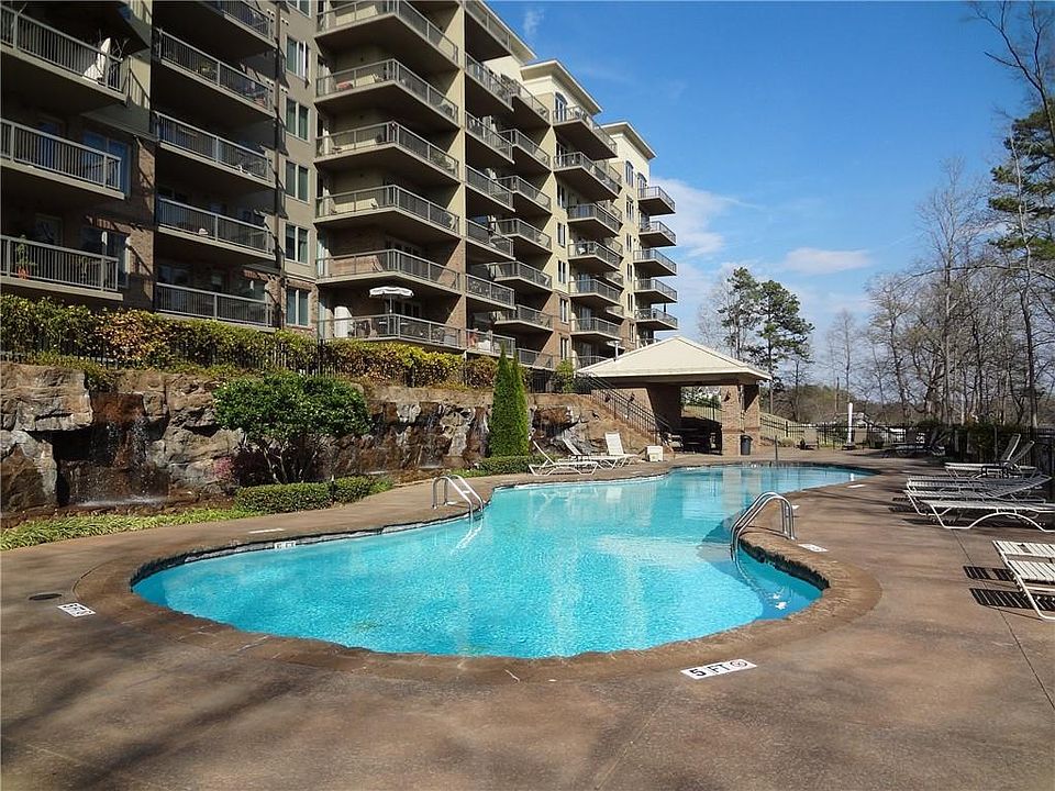 1st image of 600 Watermarke Ln #600
