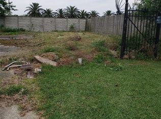 14170 Kingswood Dr, New Orleans, LA 70128