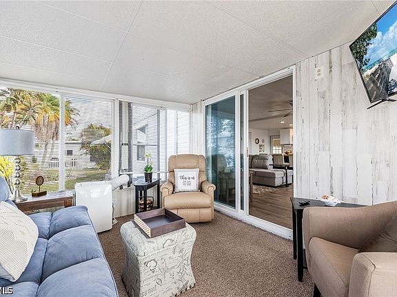 5th image of 532 Palmer Blvd