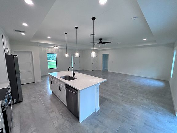 5th image of 4892 Libby Rd