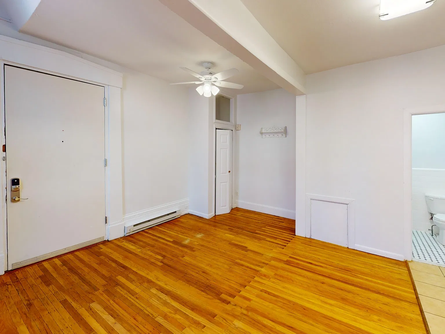 1114 Spruce Street, Philadelphia, PA 19107 — Photo 2