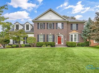 10 Stableside Rd S, Toledo, OH 43615